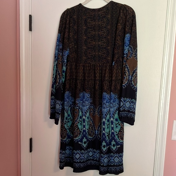 White Mark Phoebe embroidered sweater dress - Picture 6 of 9